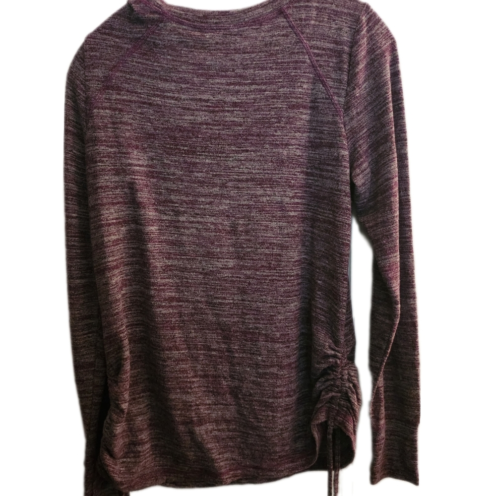 St. John's Bay Long-sleeved Active Wear